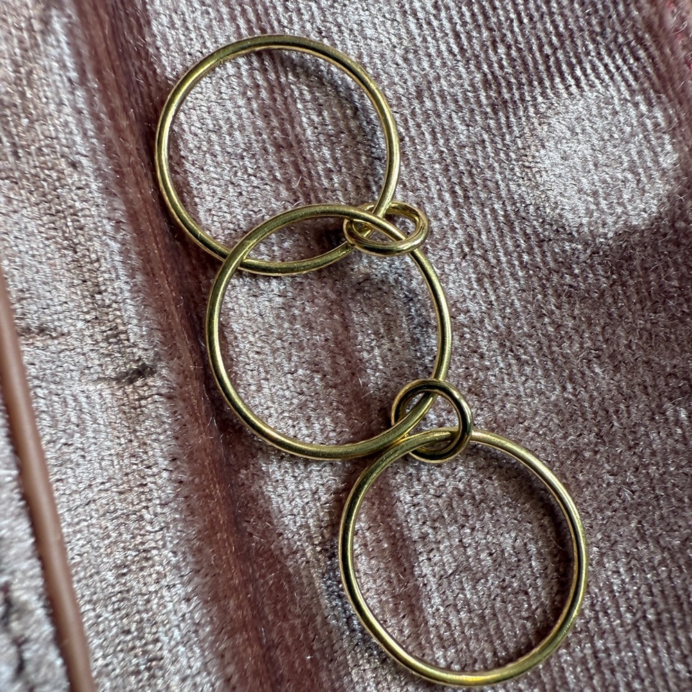 Elegant Gold Triple Ring Set